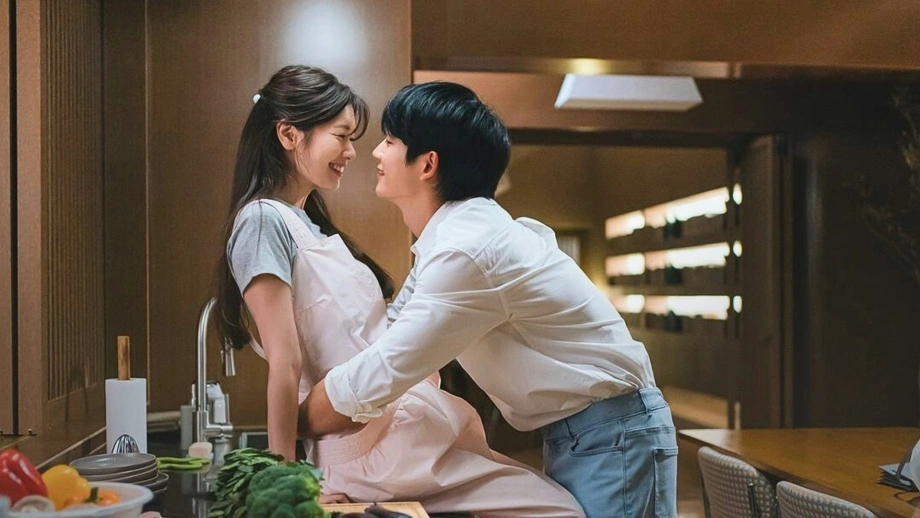 Không nên tham gia các buổi giỗ hay lễ lớn